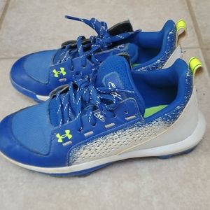 Size 3 Under Armour Harper 6 Boys Baseball Cleats